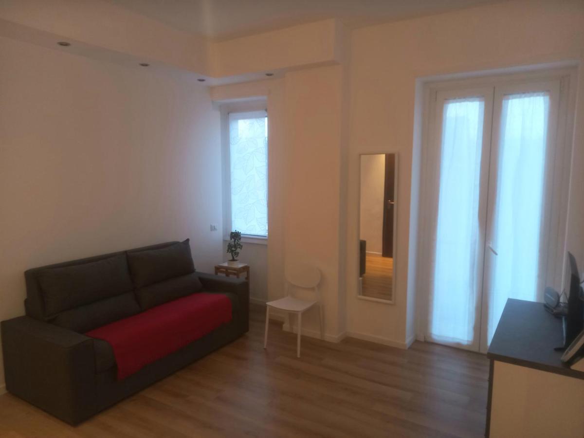 Bilocale 7 Piano Balcone Vista Skyline Daire Milano Dış mekan fotoğraf